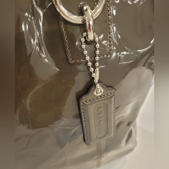 Coach Olive Green Op Art Embossed Patent Leather - Picture 6 of 15